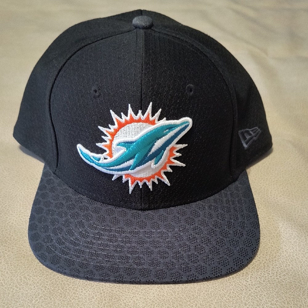 New Era Black Miami Dolphins Cap